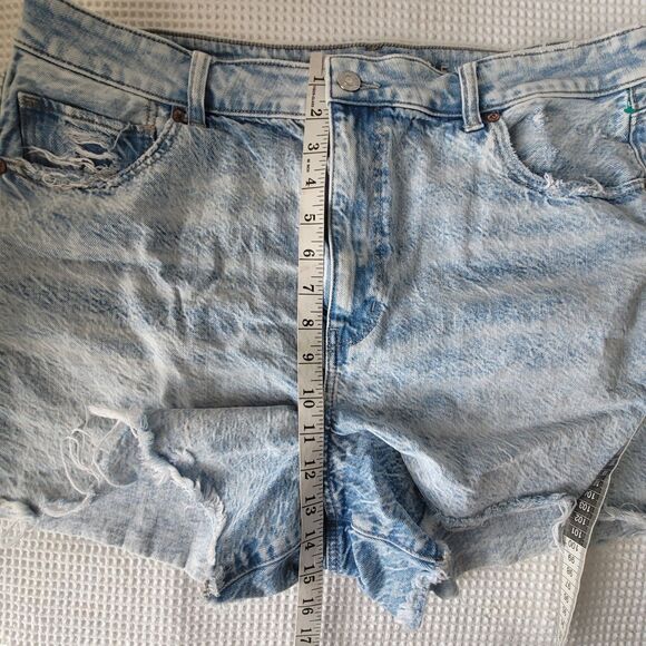 American Eagle Waist Stretch Distressed Hi Rise Size 18 Denim Shorts - Picture 3 of 9